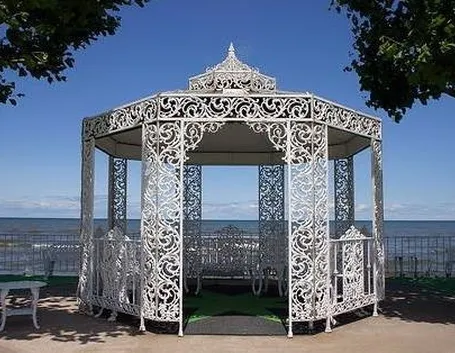gazebo in metallo