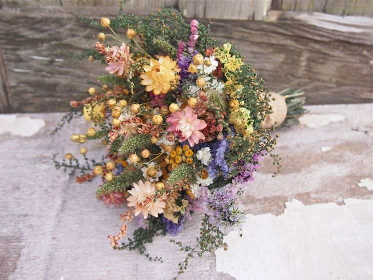 Decorazioni fiori secchi - Fiori secchi - Come decorare con i fiori secchi
